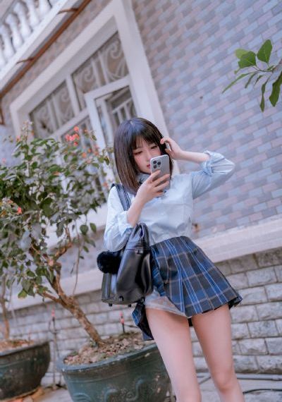 舔女人下面的视频_BD国语在线视频观看