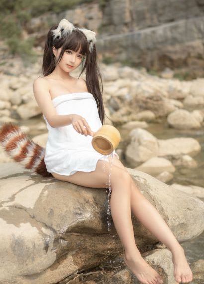 国产综合美女视频_HD手机在线观看