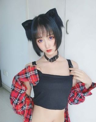 婷婷国内自拍_720日韩免费观看